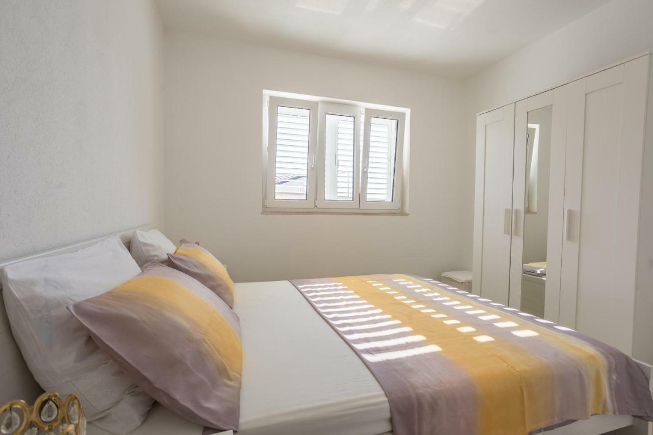 Apartmani Marija Jakir Brela Extérieur photo