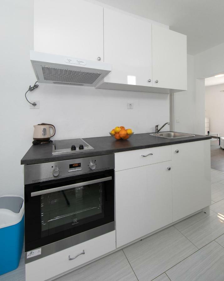 Apartmani Marija Jakir Brela Extérieur photo