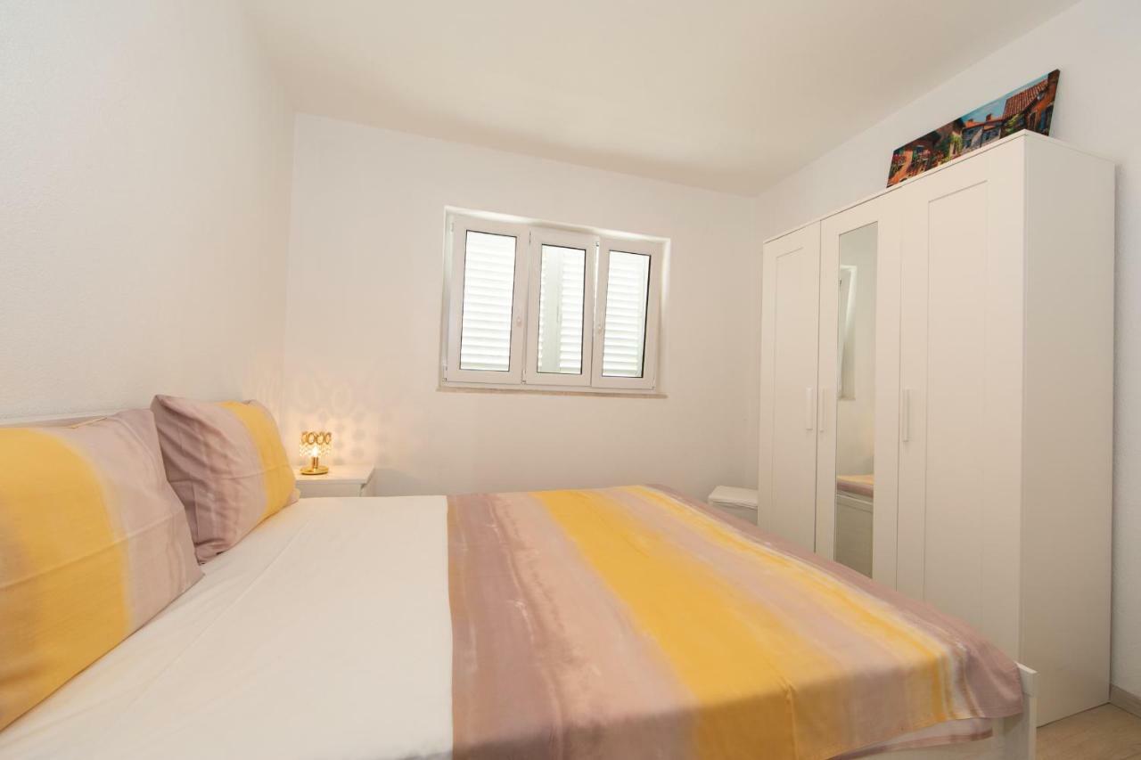 Apartmani Marija Jakir Brela Extérieur photo